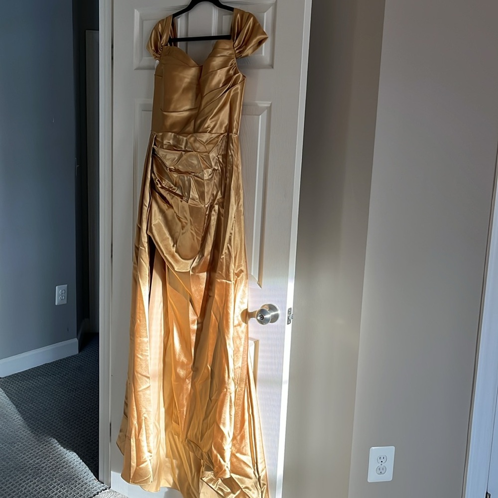 Gold satin off shoulder prom gown- size 14 never worn NEW